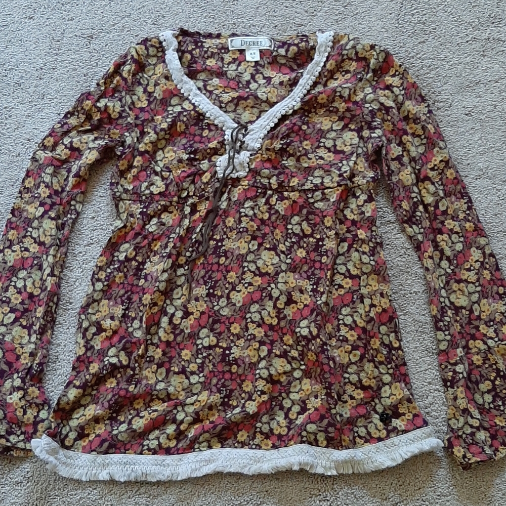 Decree top